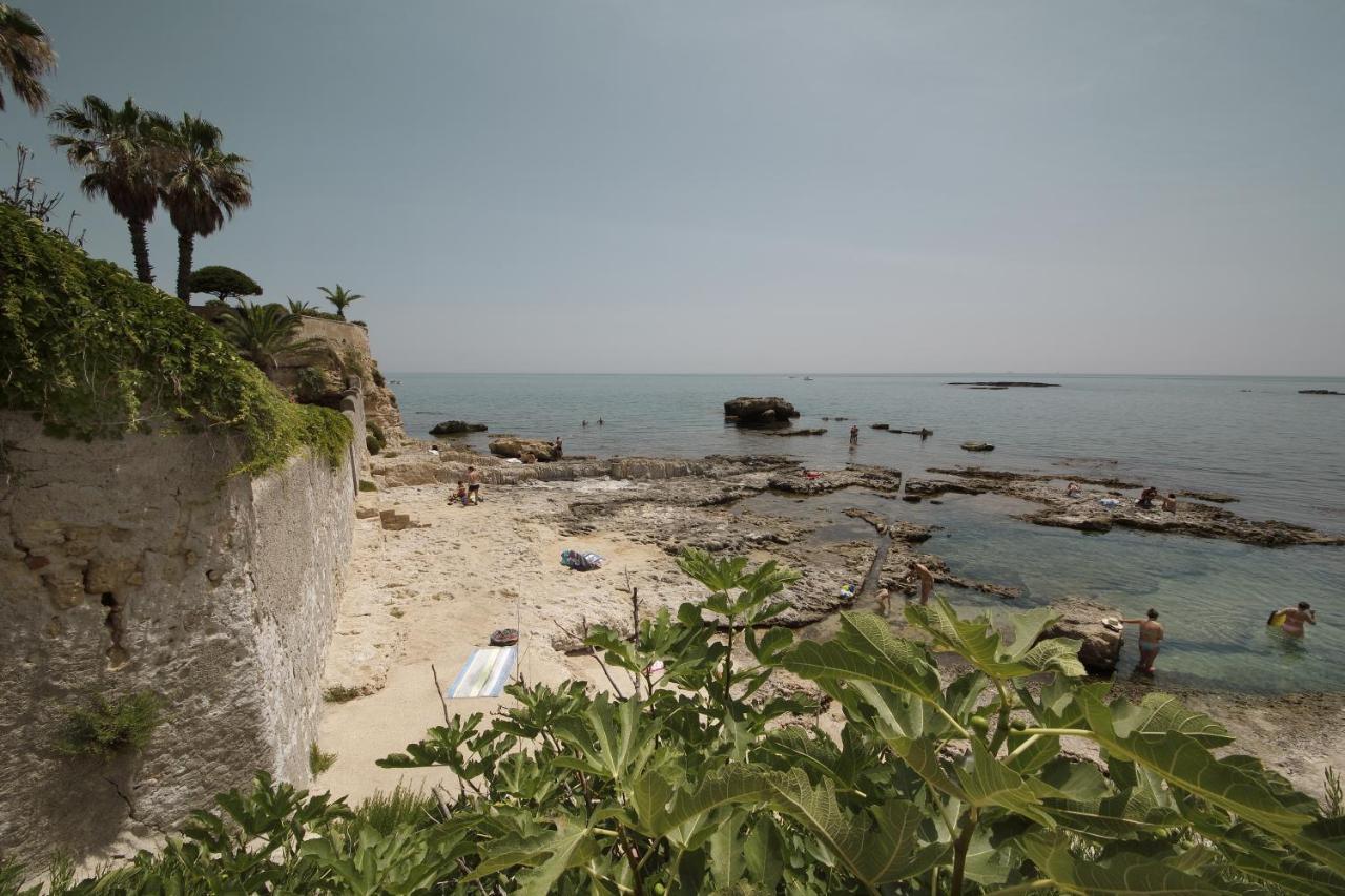Le Bain Suite - Accanto Al Mare Vicinissima A Ortigia E Al Teatro Syracuse ภายนอก รูปภาพ