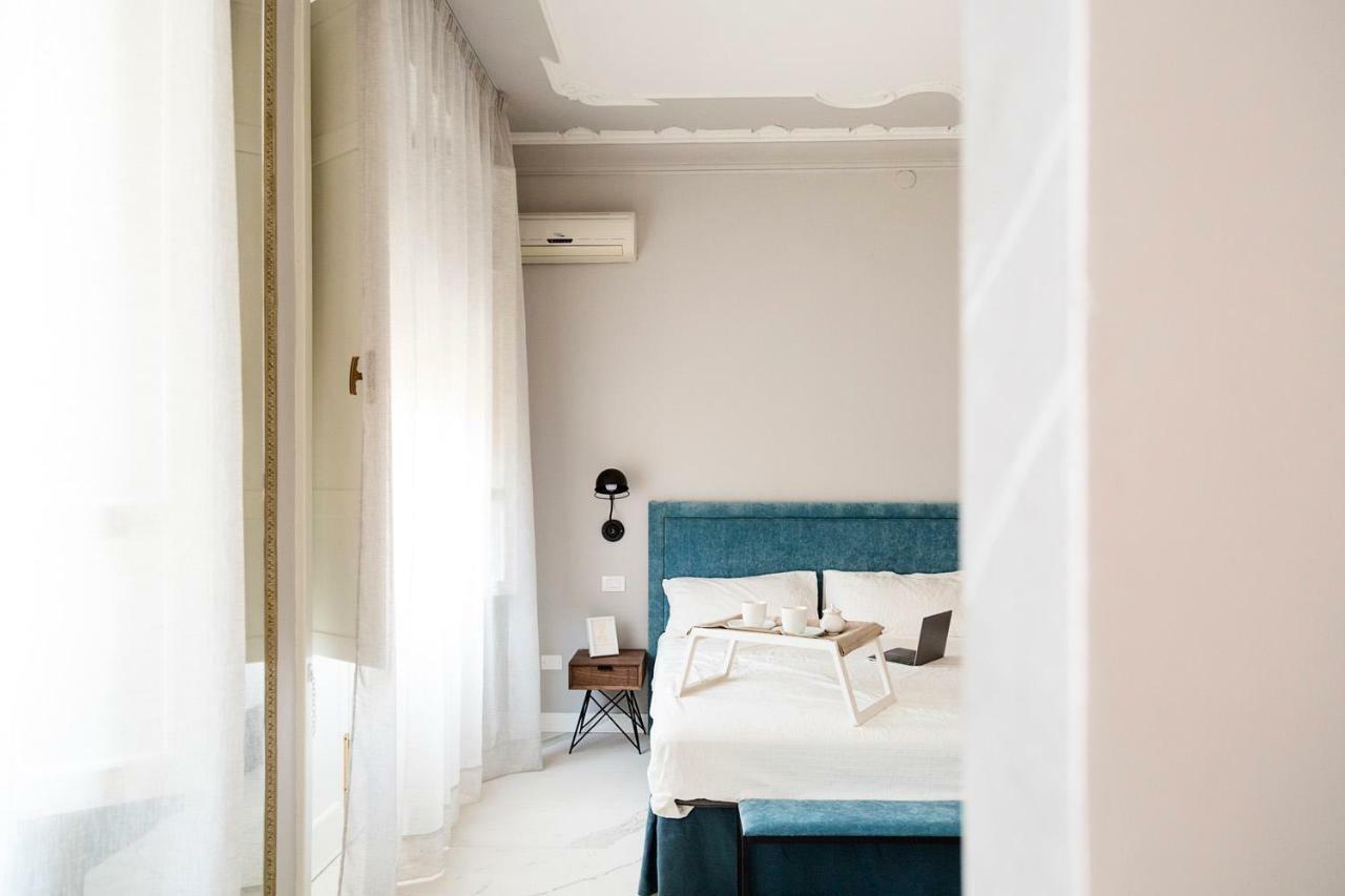 Le Bain Suite - Accanto Al Mare Vicinissima A Ortigia E Al Teatro Syracuse ภายนอก รูปภาพ